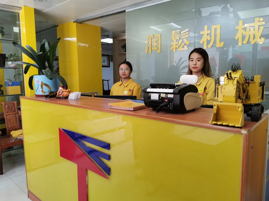 Construction Machinery Spare Parts, Steering Pump 07440-72202