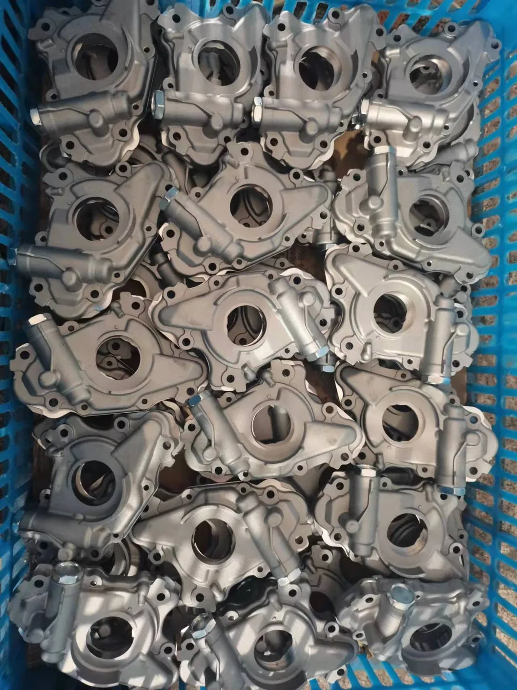 Oil Pump 15100-22041 for Toyota Car