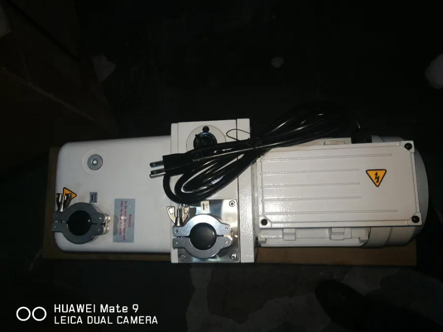 Vrd Series Good Quality Rotary Vane Vacuum Pump for Short Path